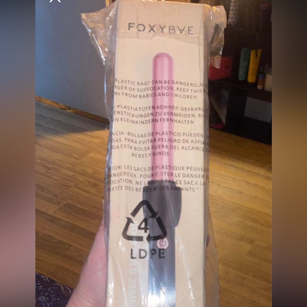 Foxy Bae wand